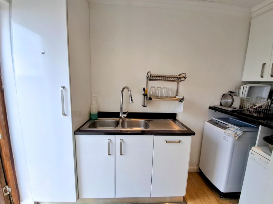 3 Bedroom Property for Sale in Sunrise On Sea Eastern Cape